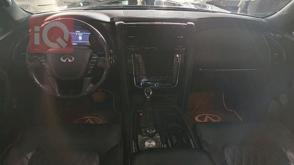 Infiniti QX80